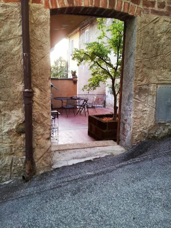 Il Cortiletto Dei Capperi Gassino Torinese Bagian luar foto